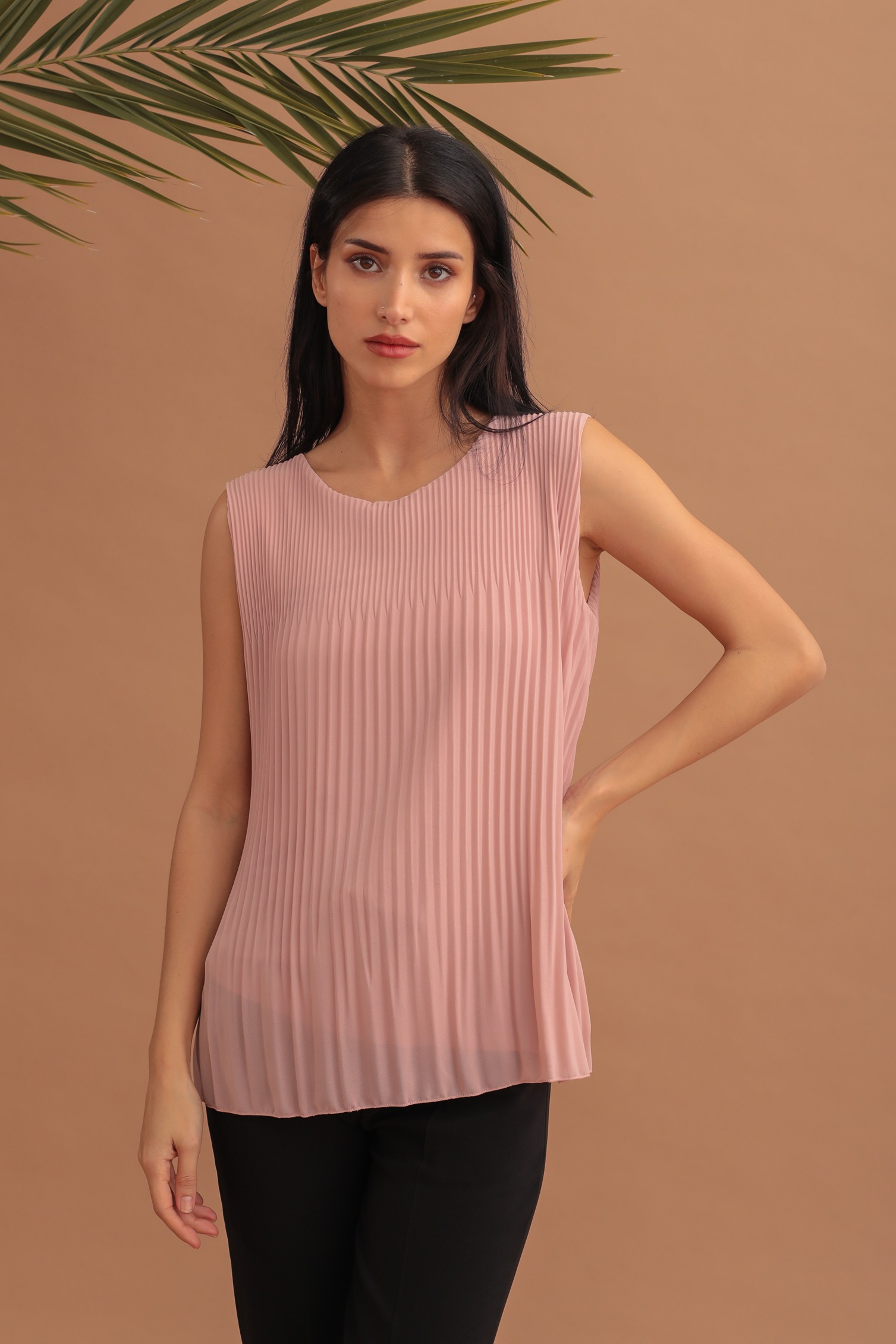 PLEATED SLEEVELESS BLOUSE - PINK - Image 4