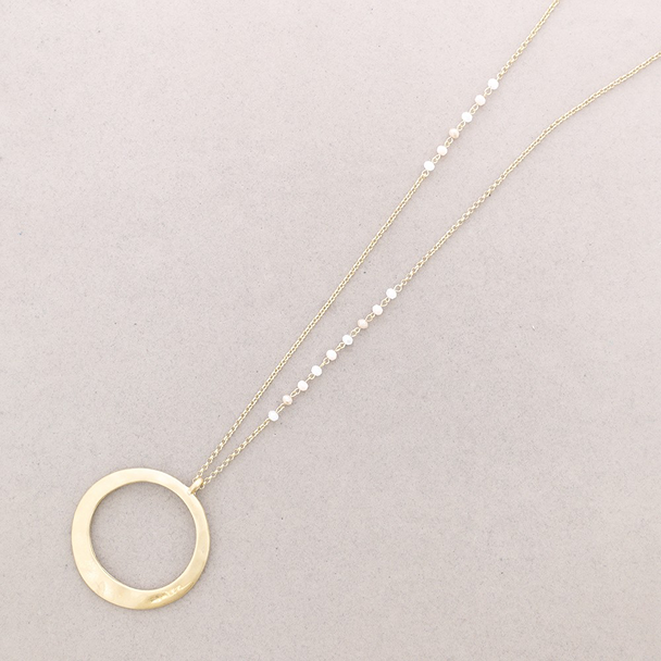 CHAINED MEDALLION - BEIGE