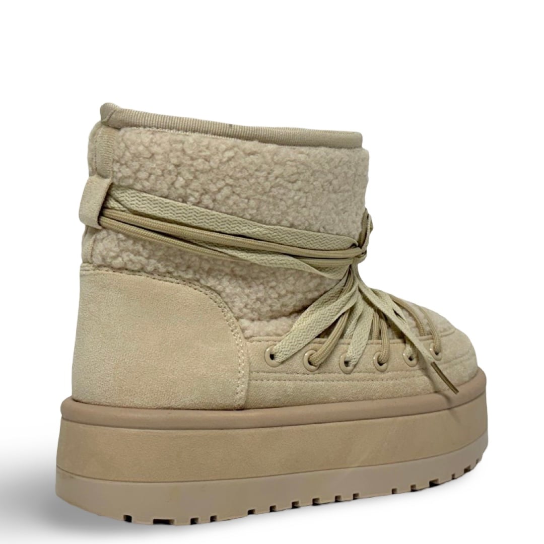 PLUSH LACED BOOTS - BEIGE - Image 3