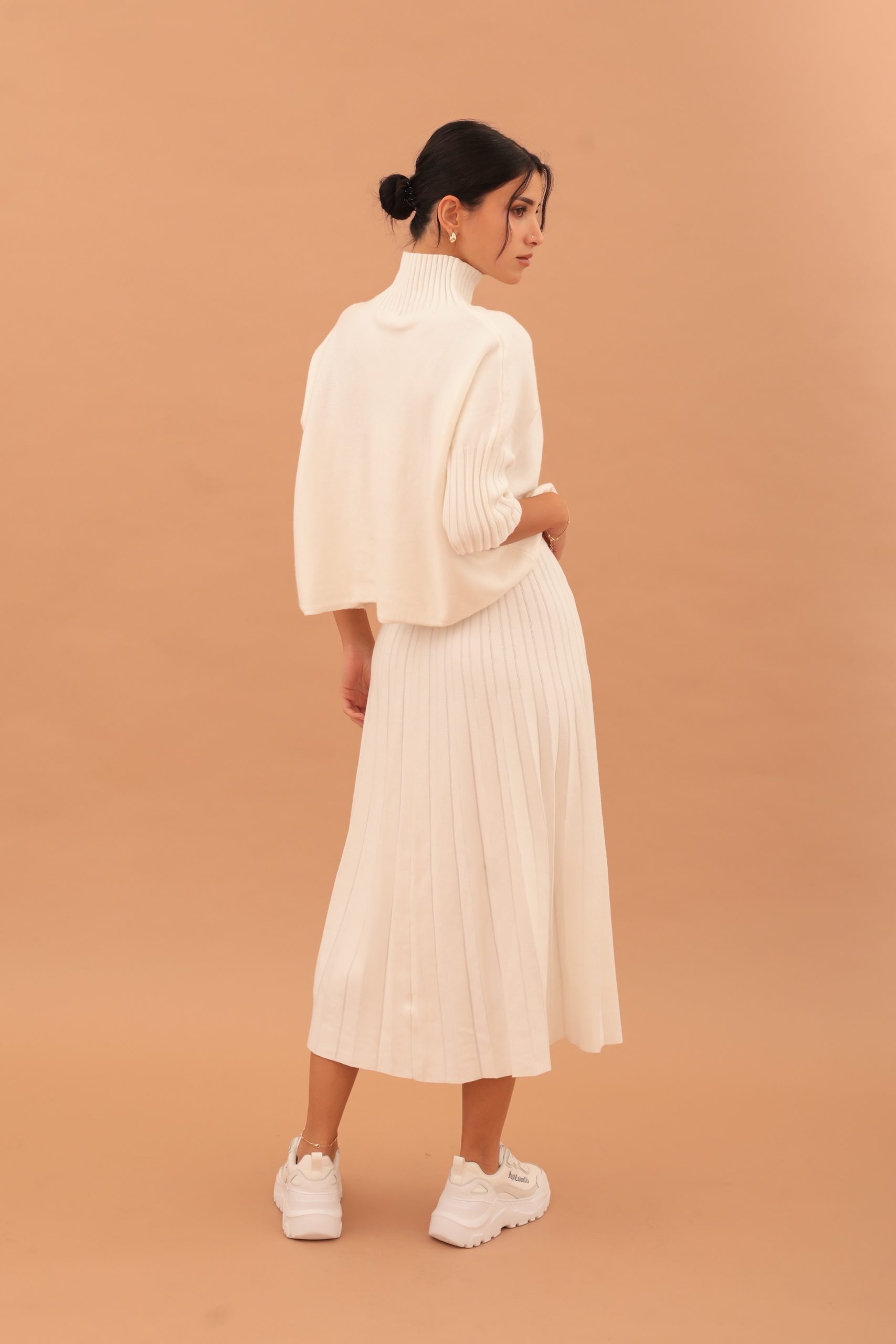 MARGARET PLEATED SKIRT AND TOP ENSEMBLE - WHITE - Image 2