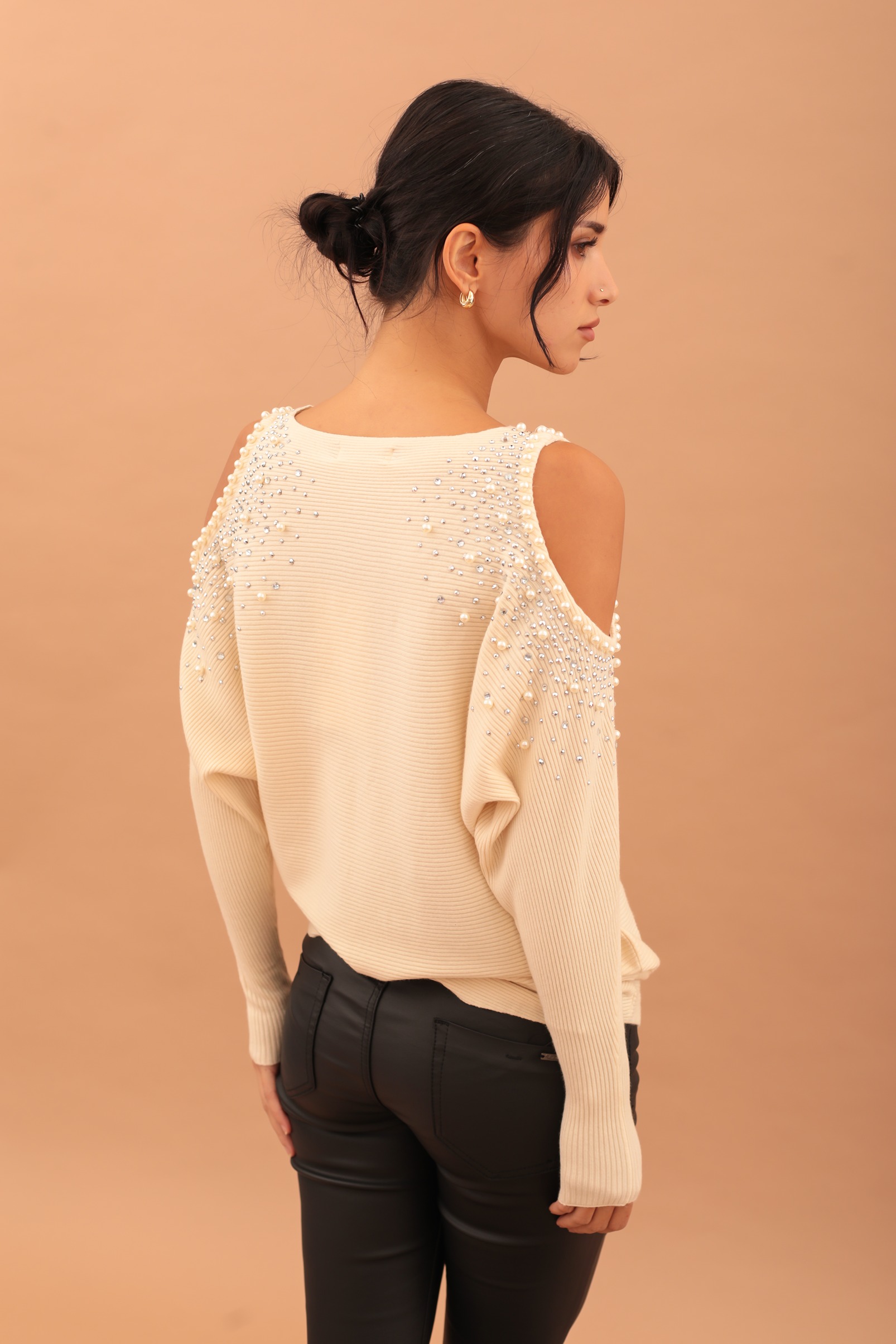 EMBELLISHED CUT OUT SHOULDER KNIT - BEIGE - Image 2