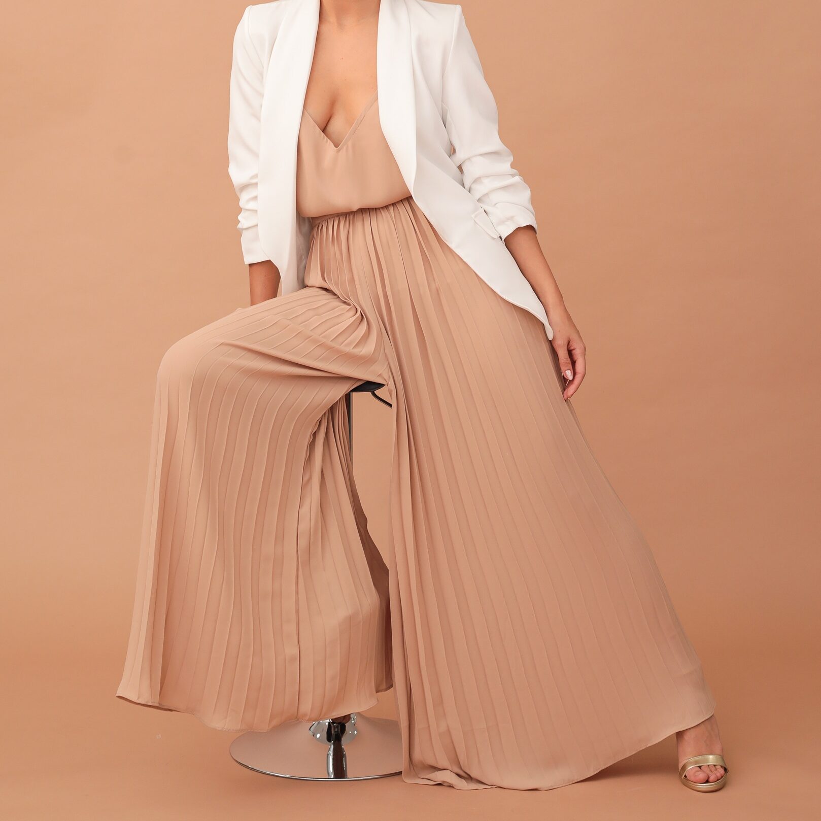 MAXINNE PLEATED TROUSERS - BEIGE