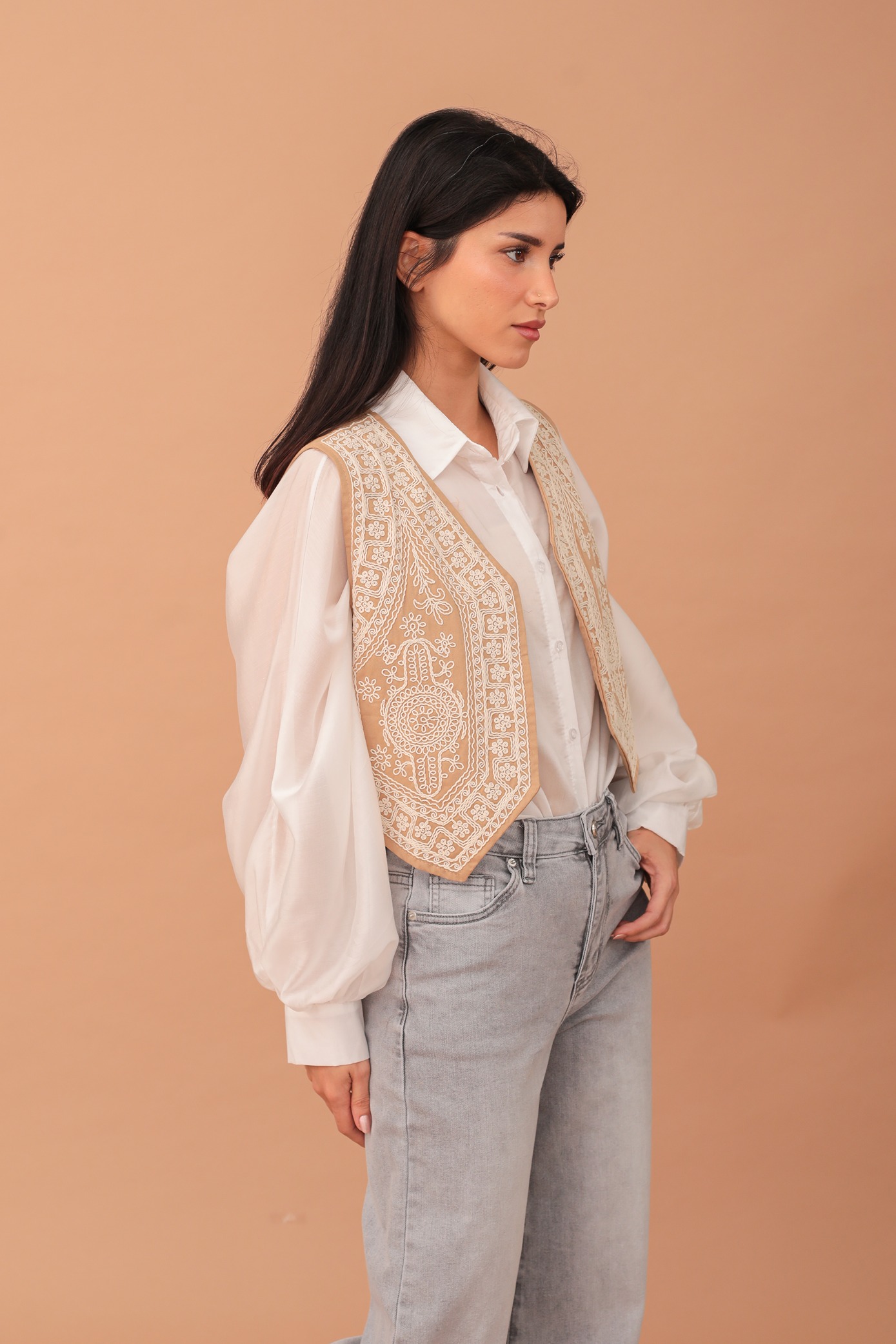HENRIETTA WAISTCOAT - BEIGE - Image 3