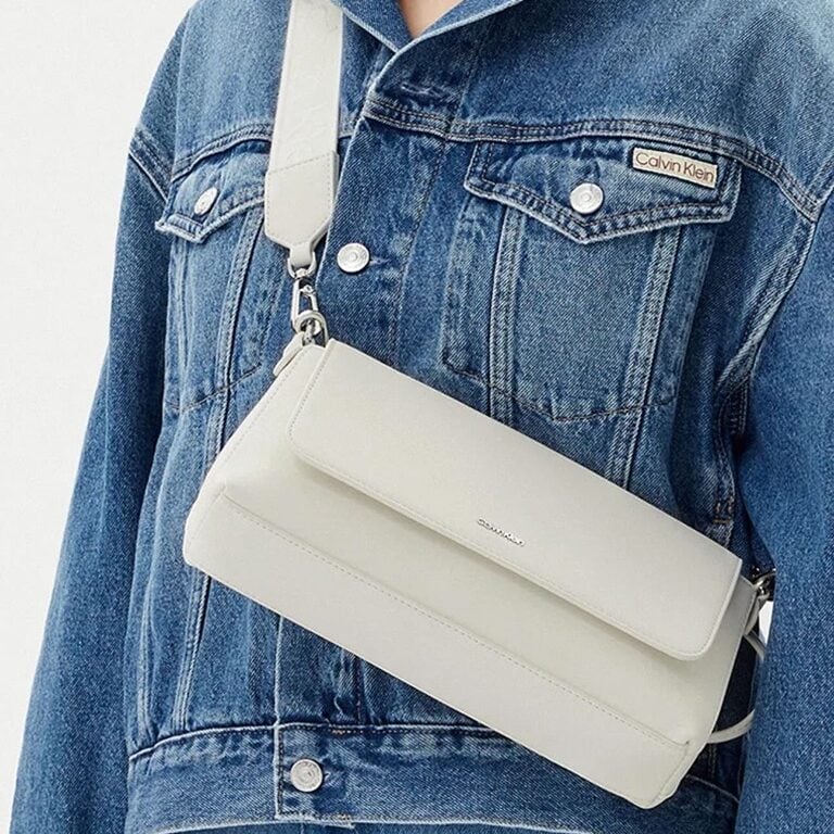CALVIN KLEIN HANDBAG WITH STRAP - OFF WHITE