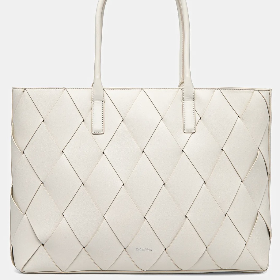 CALVIN KLEIN WOVEN TOTE BAG - OFF WHITE