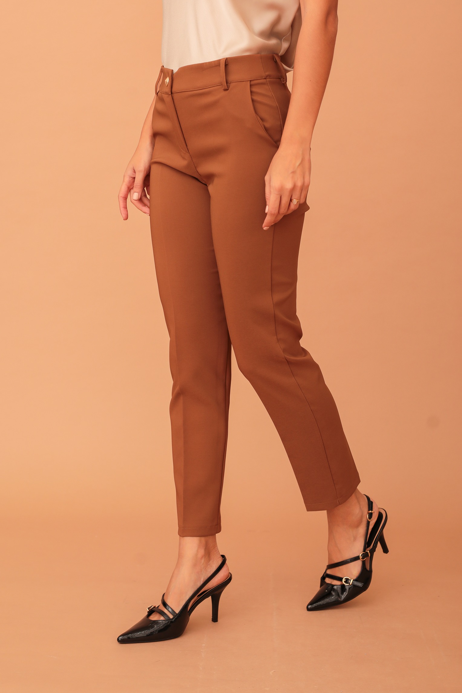 VICTORIA CIGARETTE TROUSERS - CAMEL - Image 2