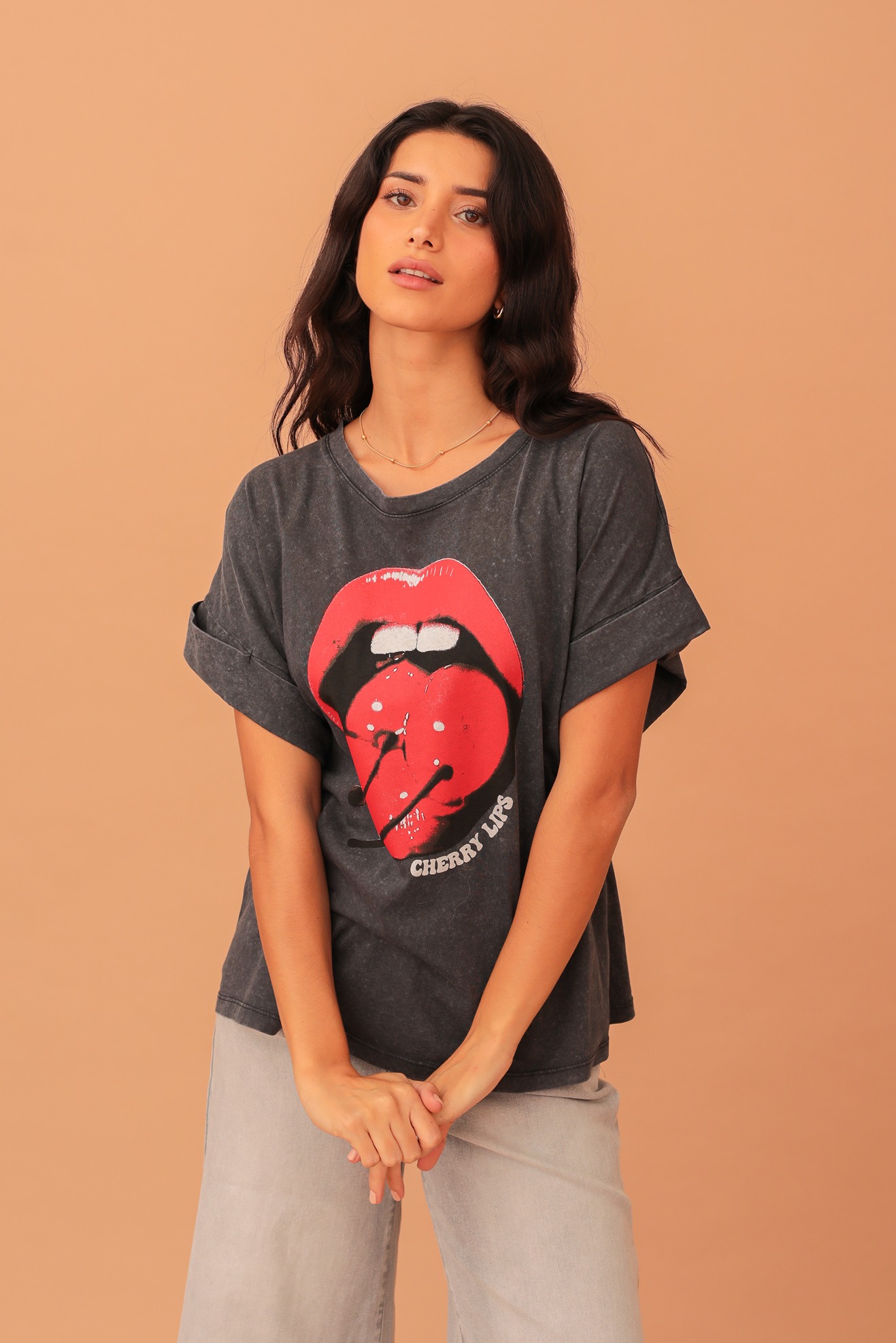 CHERRY LIPS VINTAGE-FEEL BLOUSE - Image 3
