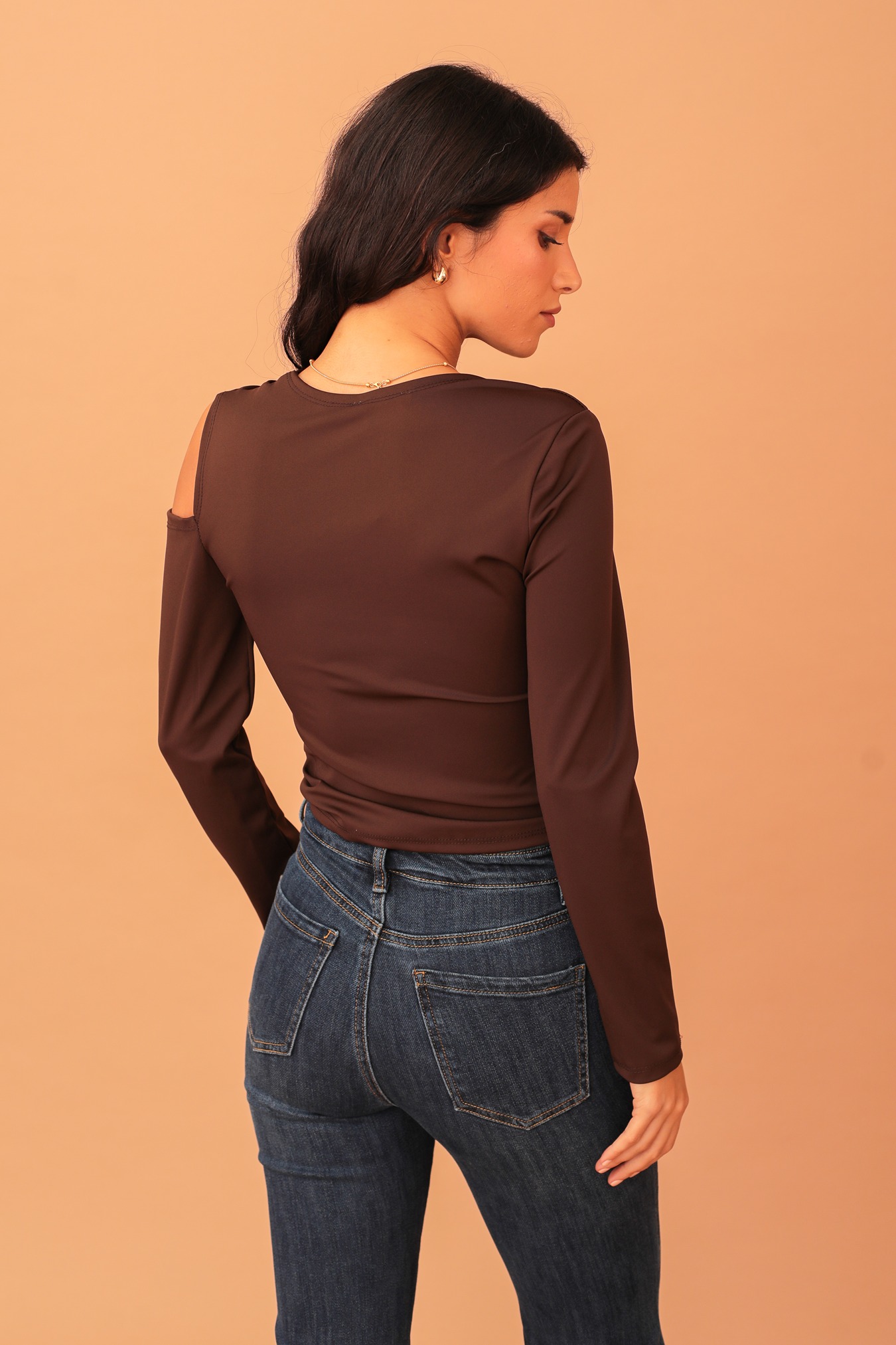 PENELOPE SHOULDER CUT-OUT BLOUSE - BROWN - Image 3