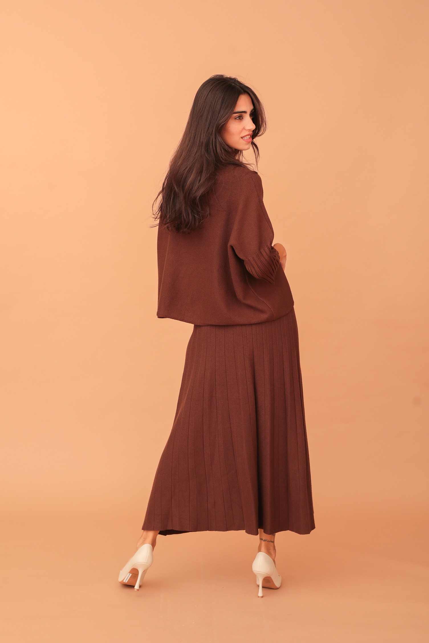 SIENNA KNIT SET WITH PLEATED SKIRT - BROWN - Image 2