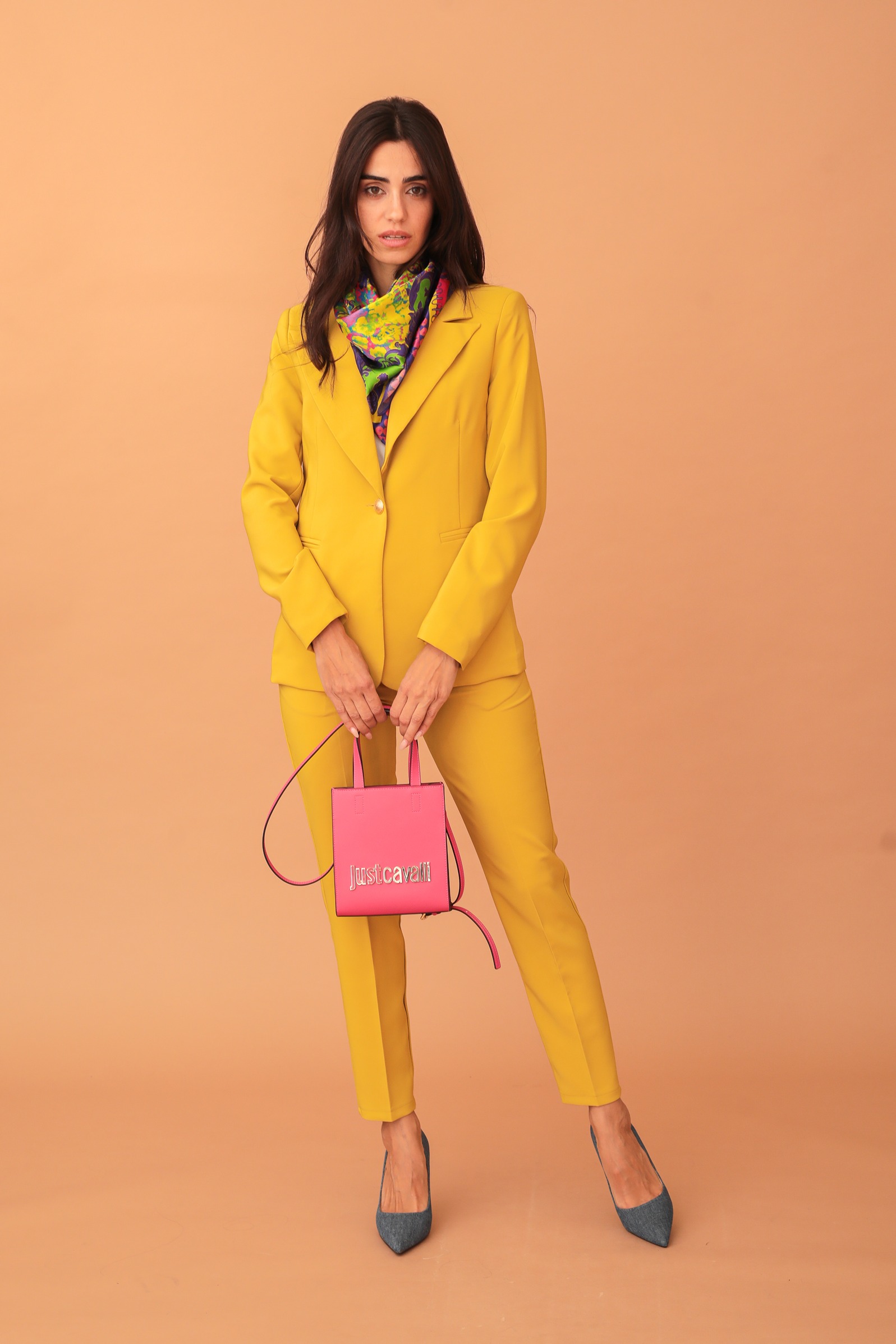 VICTORIA BLAZER - MUSTARD - Image 3
