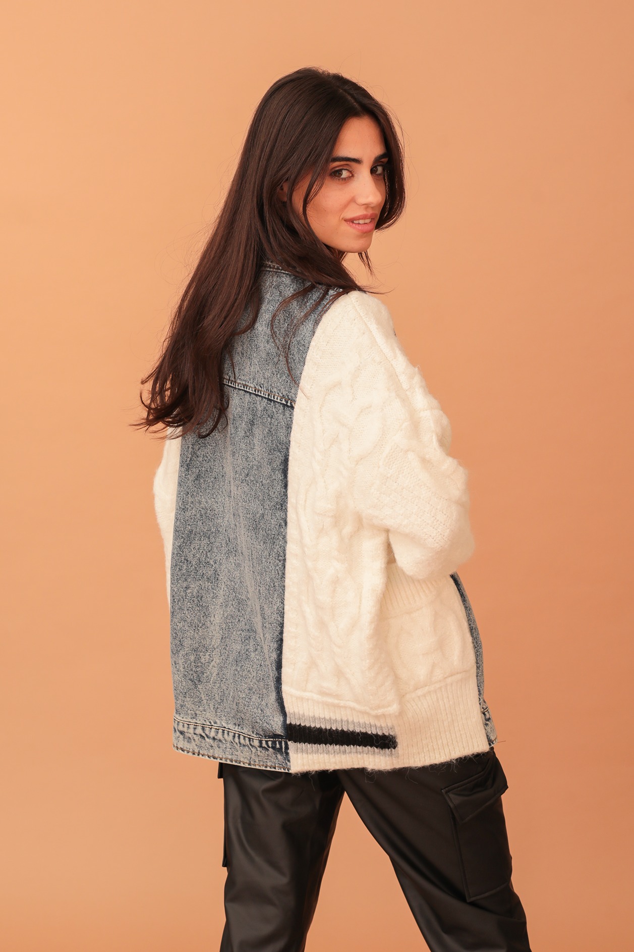 IMOGEN DENIM AND WHITE-KNIT CARDIGAN - Image 2