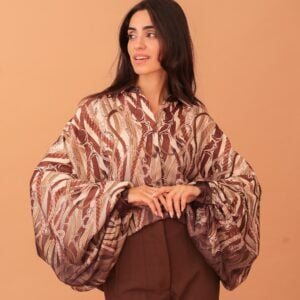 ALINA CHAIN-PRINT WIDE SLEEVE SHIRT - BROWN