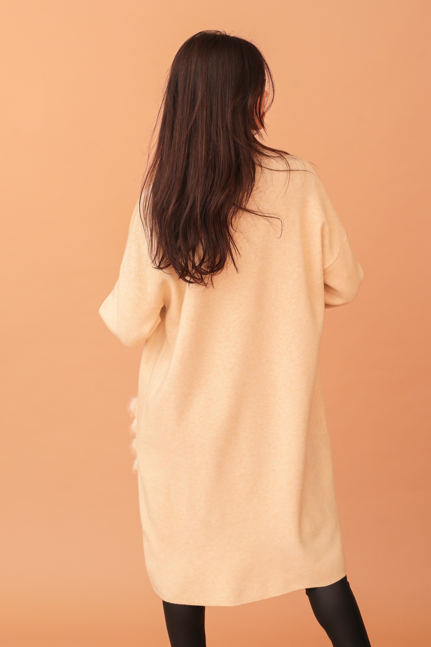 JESSICA FAUX-FUR POCKETED CARDIGAN - BEIGE - Image 2