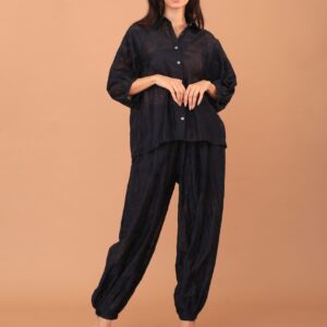 MEGAN EMBOSSED PATTERN SET