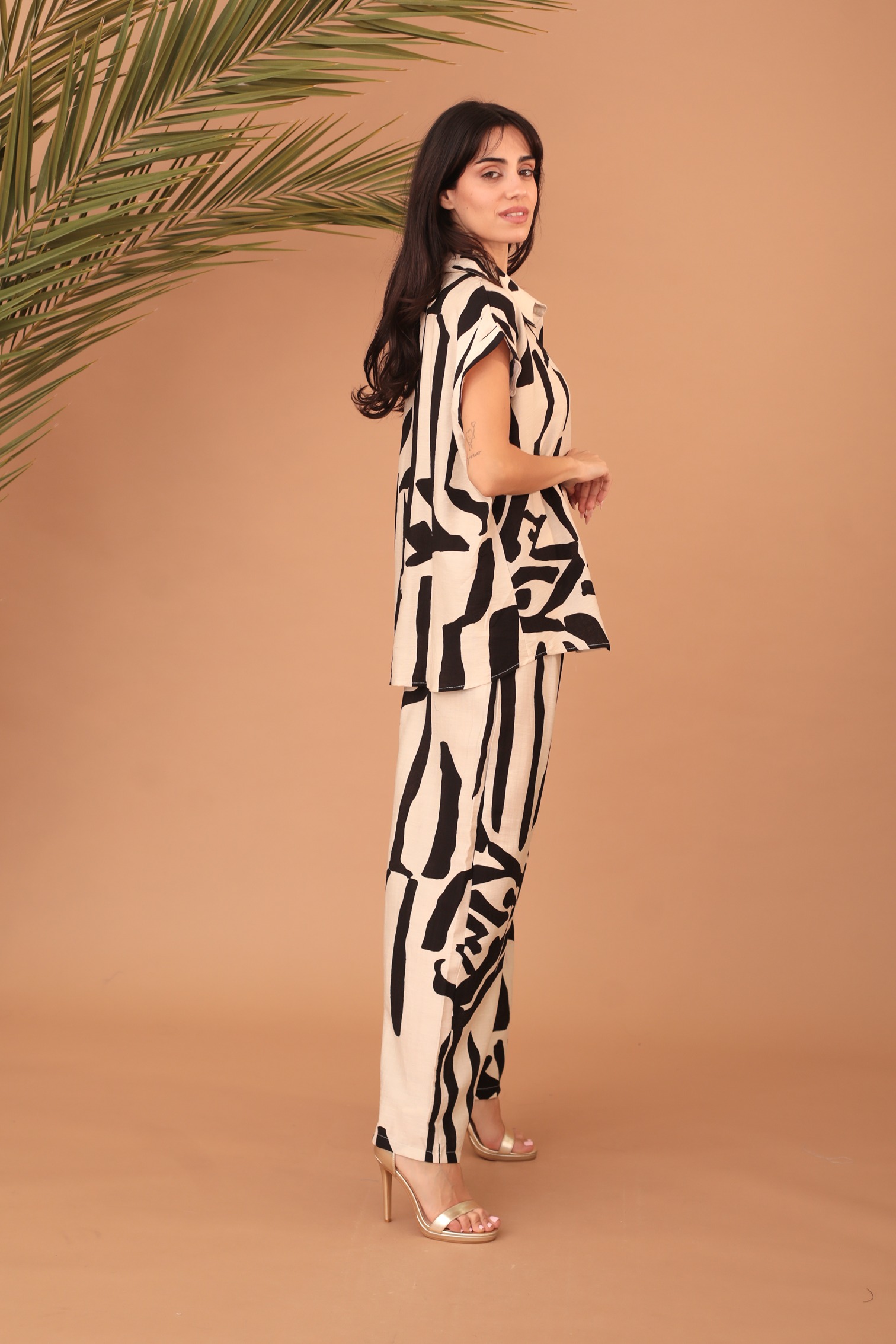 SALOME SET - BLACK - Image 3