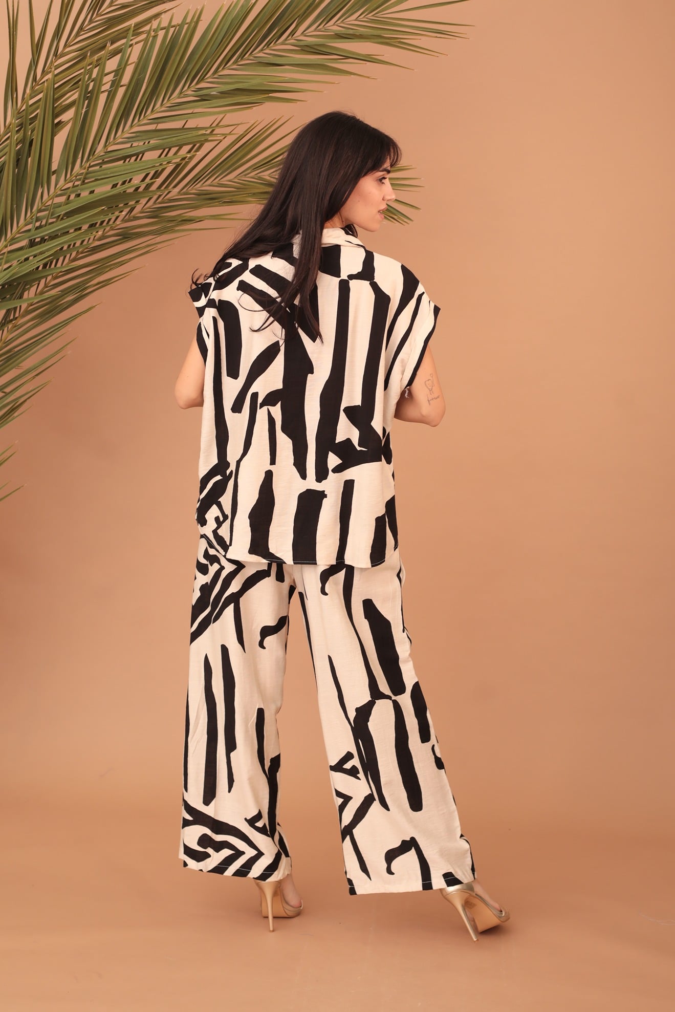 SALOME SET - BLACK - Image 2