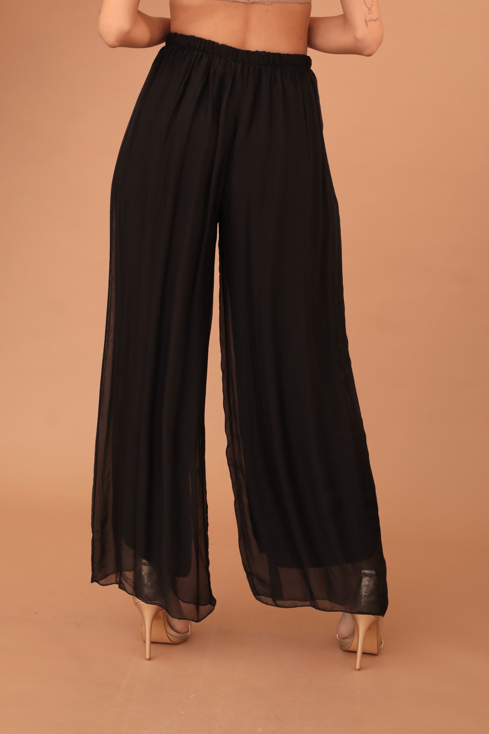 SILK WIDE TROUSERS - BLACK - Image 2
