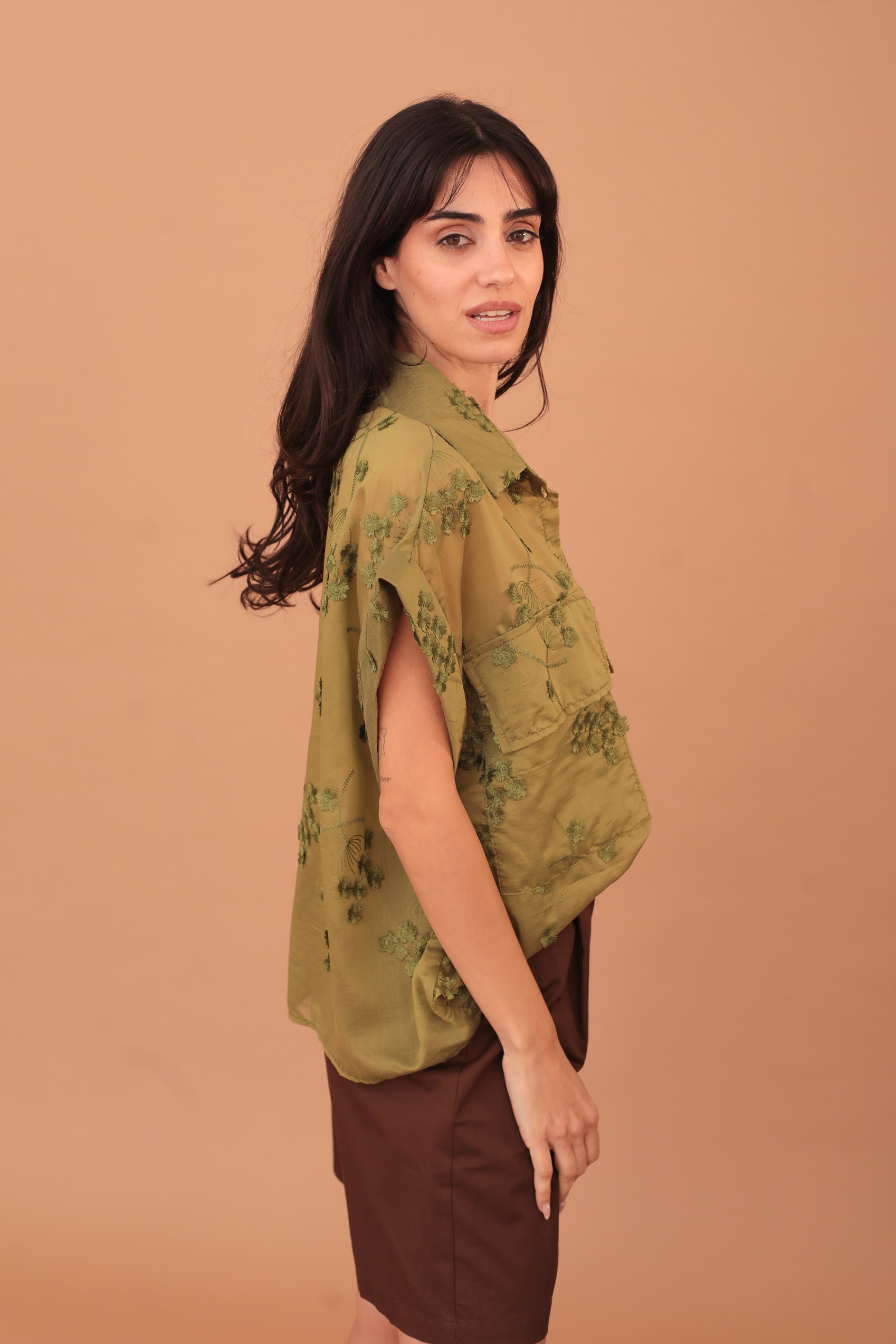 ALINA EMBOSSED PATTERN BLOUSE - KHAKI - Image 3