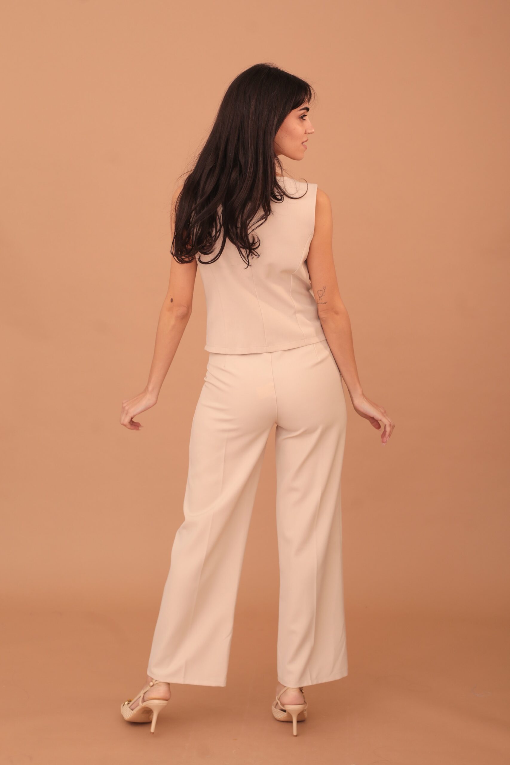 RAVENNA BUTTONED VEST - BEIGE - Image 5