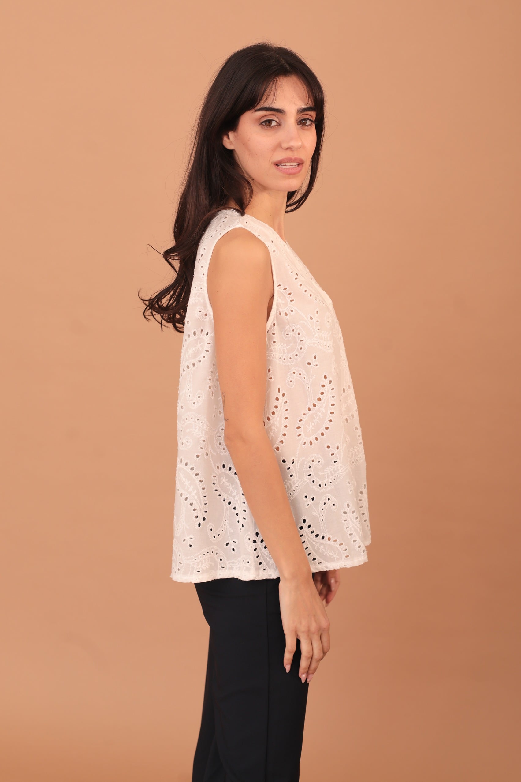 MAISIE BROCCARD BLOUSE - Image 3
