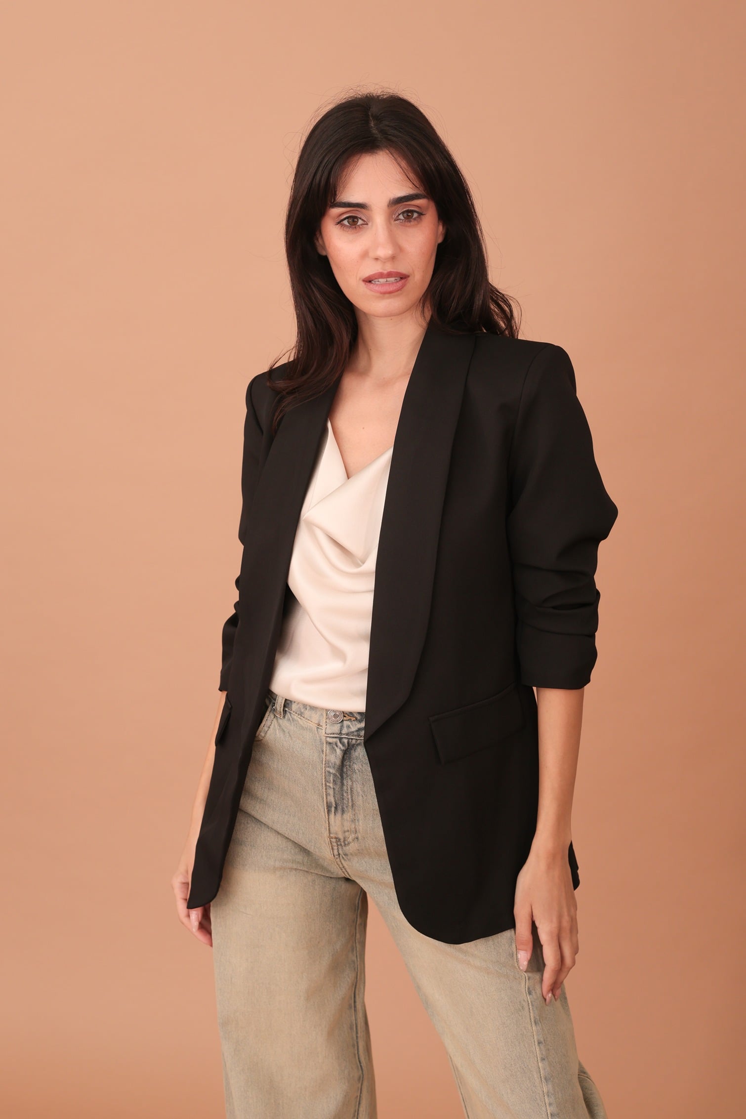 BETTY RUFFLE SLEEVED BLAZER - BLACK - Image 4