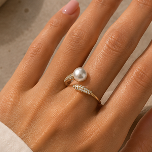 PEARL RING WITH MICRO CRYSTAL SIDES