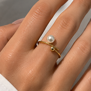PEARL ADJUSTABLE RING