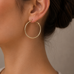 MID-SIZE HOOP EARRINGS - GOLD COLOR