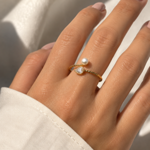 PEARL AND CRYSTAL RING