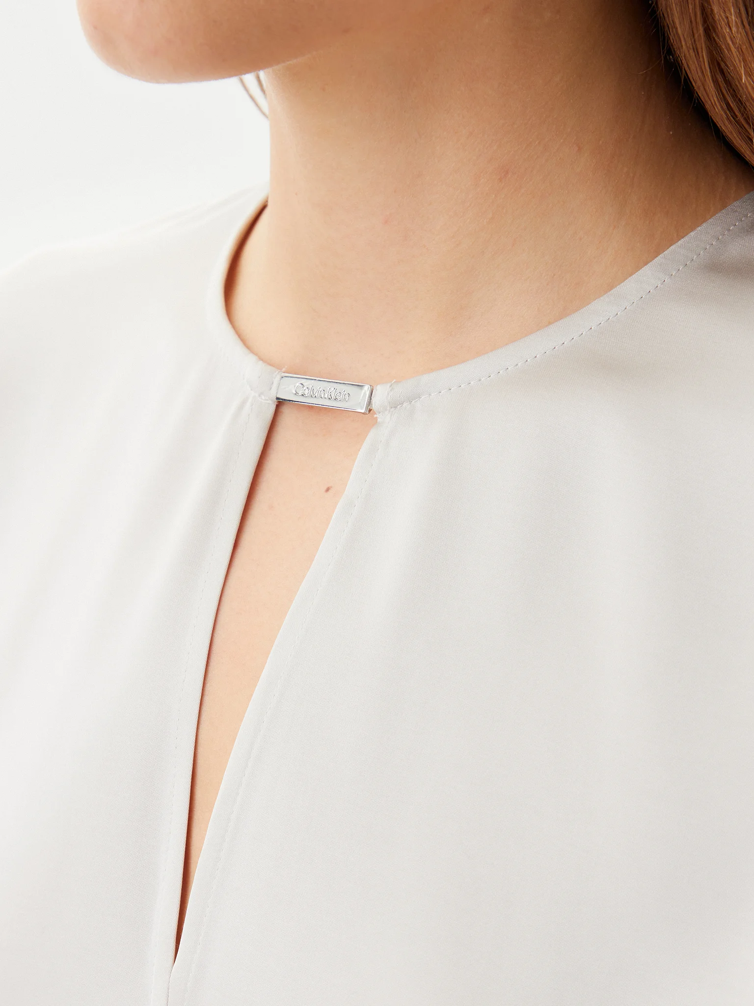CALVIN KLEIN SLEEVED SATIN FEEL TOP - WHITE - Image 4