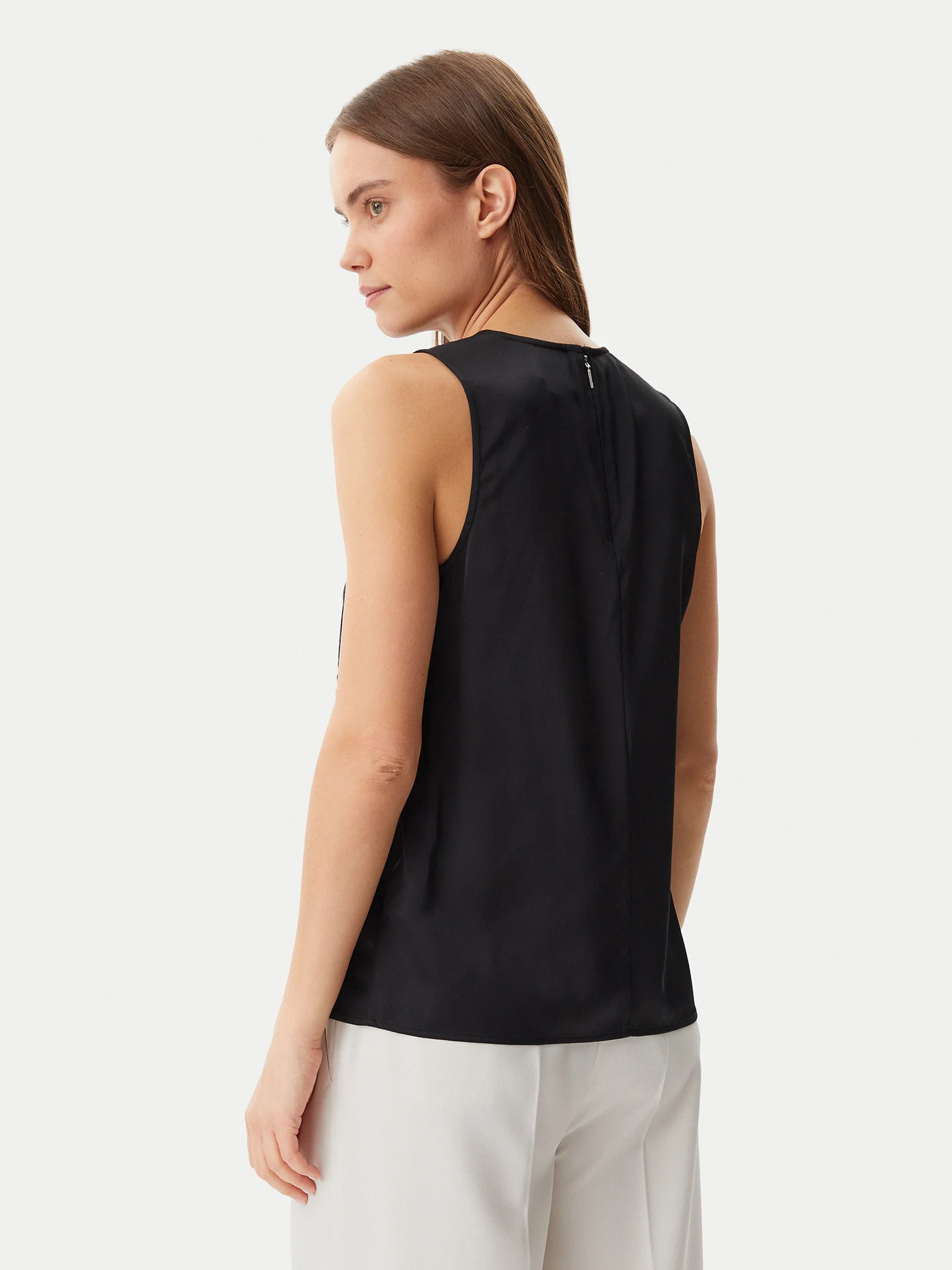 CALVIN KLEIN SLEEVELESS SATIN FEEL TOP - BLACK - Image 3